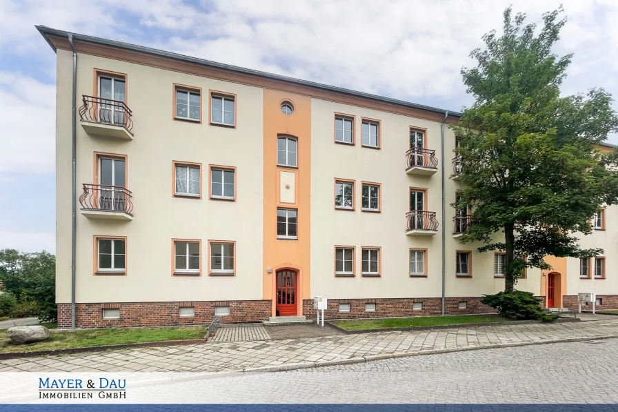 Titel Logo - Wohnung kaufen in Finsterwalde - Finsterwalde: Attraktives Objekt mit top Rendite und Balkon, in zentraler Lage. Obj. 6358