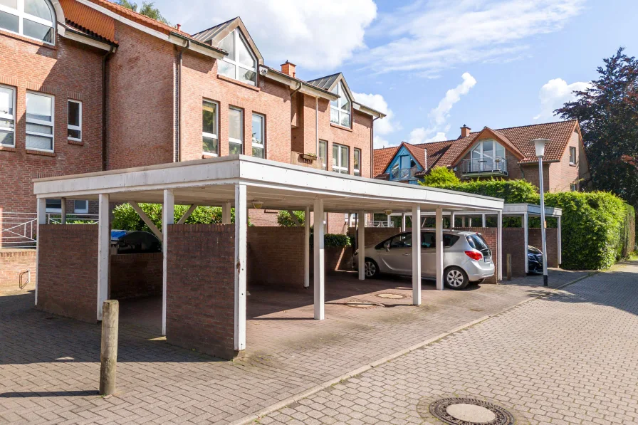 Außenansicht Carport