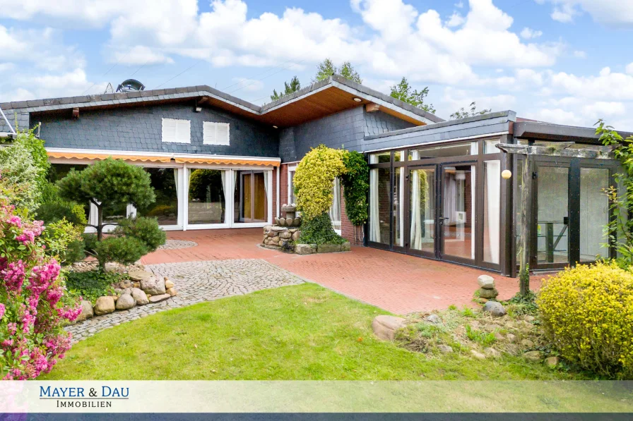 Titelfoto - Haus kaufen in Bad Zwischenahn - Bad Zwischenahn: Ebenerdiger Bungalow mit viel Potenzial. Obj. 7793