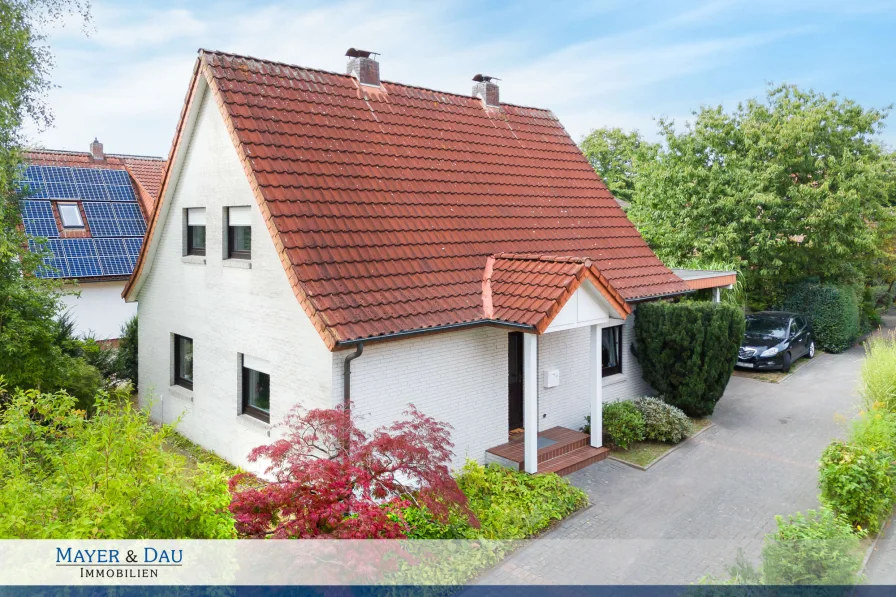 Außenansicht - Haus kaufen in Oldenburg - Oldenburg: Gemütliches Einfamilienhaus in beliebter, uninaher Lage, Obj. 7980