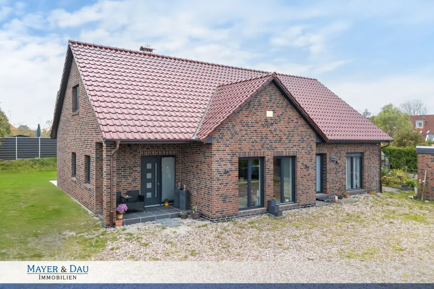 Titelbild - Haus kaufen in Dornum - Dornum: Moderne Ruheoase am Meer - Küstennahes Einfamilienhaus mit Blick in die Weite! Obj. 8109