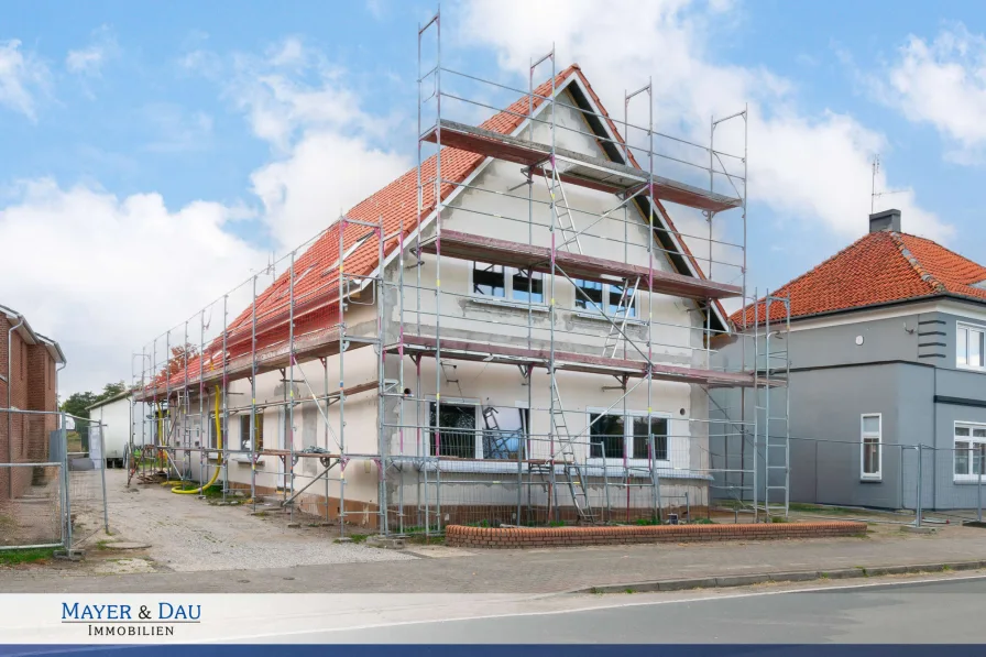 Titelbild - Wohnung mieten in Rastede - Rastede: Schöne Kernsanierte Dachgeschosswohnung zur Miete!Obj. 8253