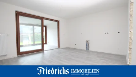  - Wohnung kaufen in Oldenburg - Modernes Wohnen in Oldenburg-Ohmstede! Sanierte 3-Zimmer-Wohnung im EG mit Terrasse und Garten