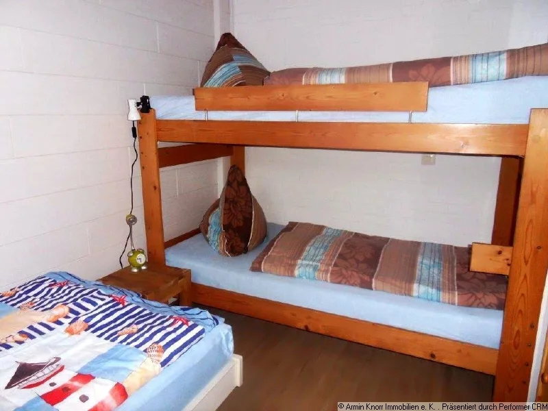 Schlafzimmer 2