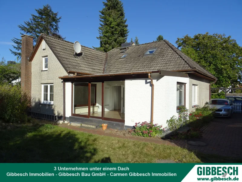  - Haus kaufen in Ammersbek - Ruhige Randlage Ahrensburg, Golfplatznähe + Natur vereint! Bungalow mit V-Keller u. Garage/Werkstatt