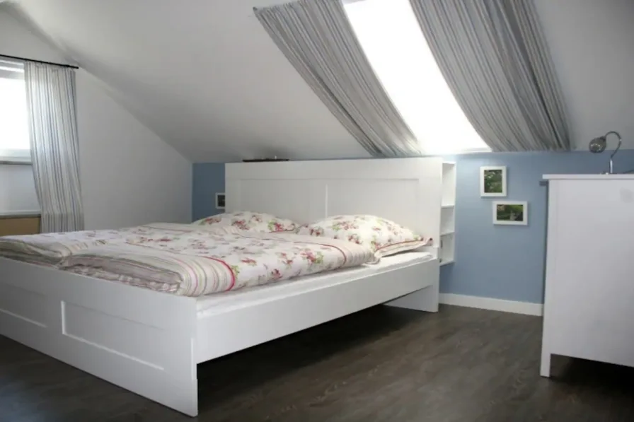 Schlafzimmer II OG