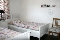 Schlafzimmer I EG