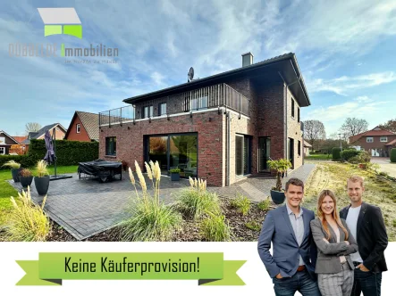 Außenaufnahme - Haus kaufen in Apen / Augustfehn - Exklusives Wohnhaus am eigenen Waldstück | energieeffizient | smart | großzügig