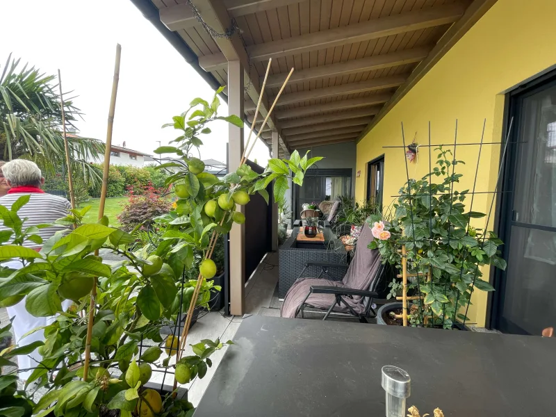 Überdachte Terrasse