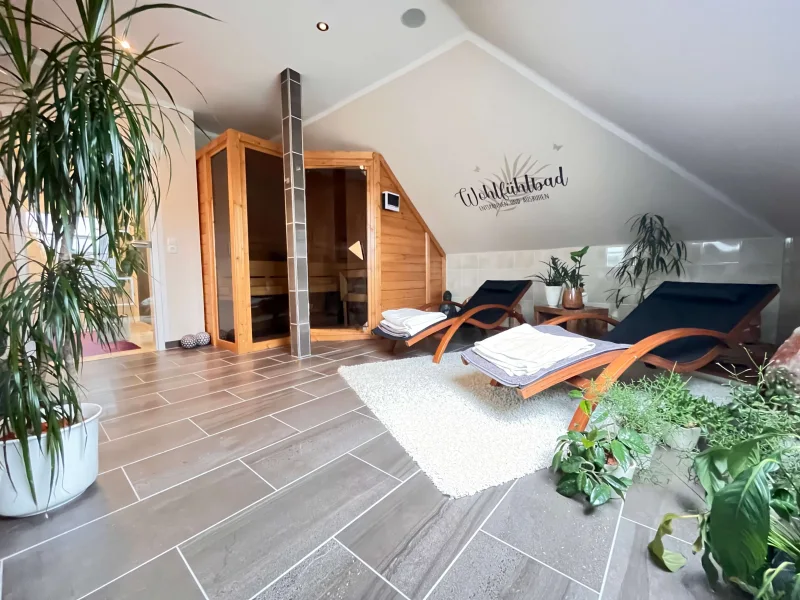 Wellnessbereich mit Sauna