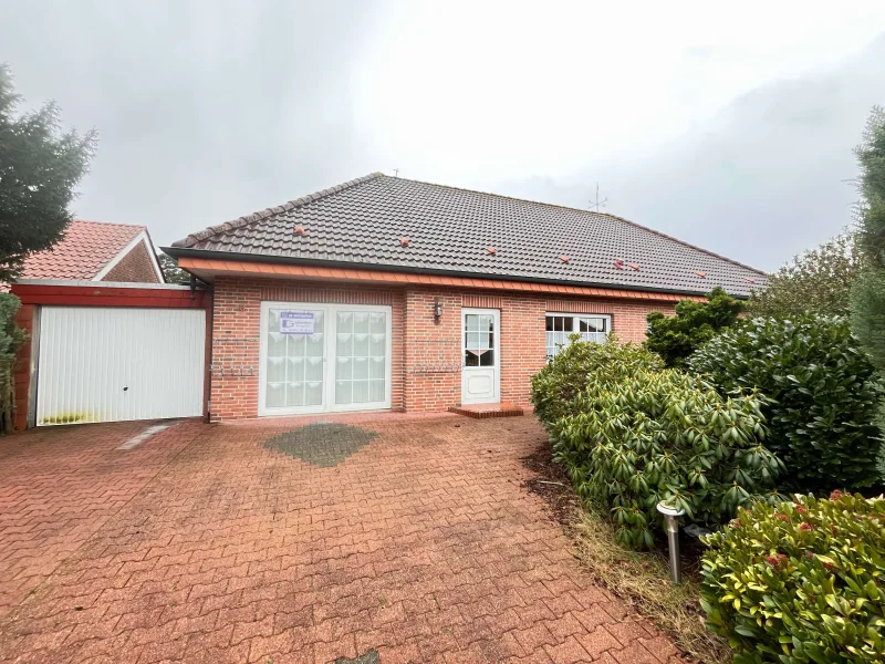 Bungalow mit Carport