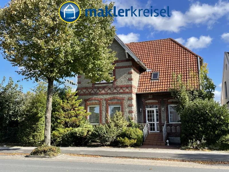 IMG_2416 - Haus kaufen in Esens - Bärenstadt Esens: Wohnen (und Arbeiten) in einer alten, modernisierungsbedürftigen Stadtvilla!