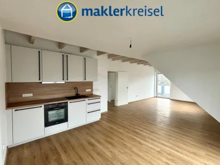 Foto9 - Wohnung kaufen in Aurich  - Neubau in ruhiger Lage: Dachgeschosswohnung mit 3 Balkonen nach Kfw-55 Standard und mit Wärmepumpe!