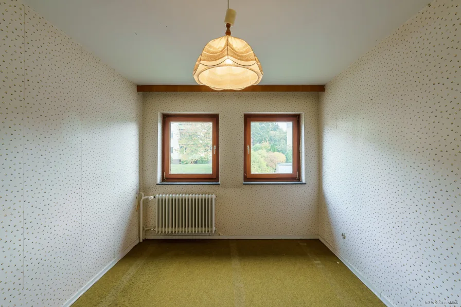 Zimmer ca. 12 m² im Obergeschoss