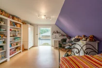 Dachgeschoss Zimmer 16,5 m² 