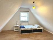 Schlafzimmer DG