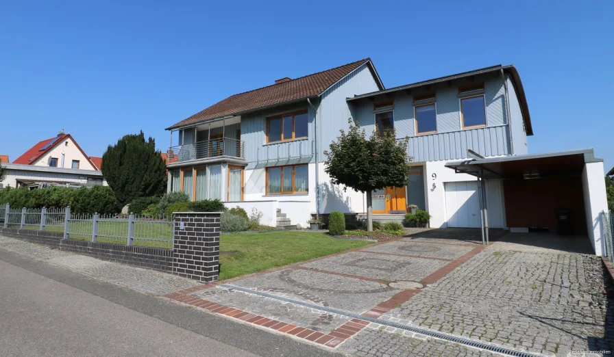 Aussenansicht - Haus kaufen in Gifhorn / Gamsen - Hochwertiges und großzügiges EFH für mehrere Generationen oder eine große Familie