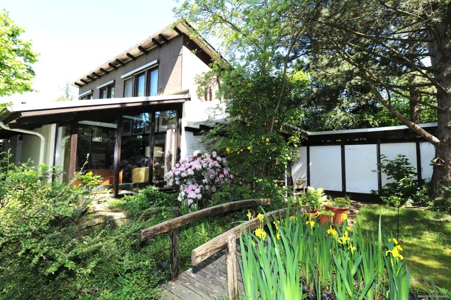 Aussenansicht SW  mit Garten - Haus kaufen in Gifhorn - Architektenhaus auf Erbpachtgrundstück in schöner Lage von Gifhorn