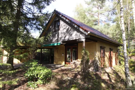 Außenansicht - Haus kaufen in Sassenburg / Grußendorf - Gemütliches Häuschen im Wochenendhausgebiet in Grußendorf