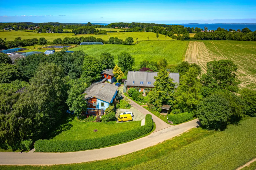 Anwesen in Wassernähe - Haus kaufen in Steinberg - Wünsche werden wahr! Landsitz mitten in der Natur mit vielseitigen Gestaltungsmöglichkeiten!