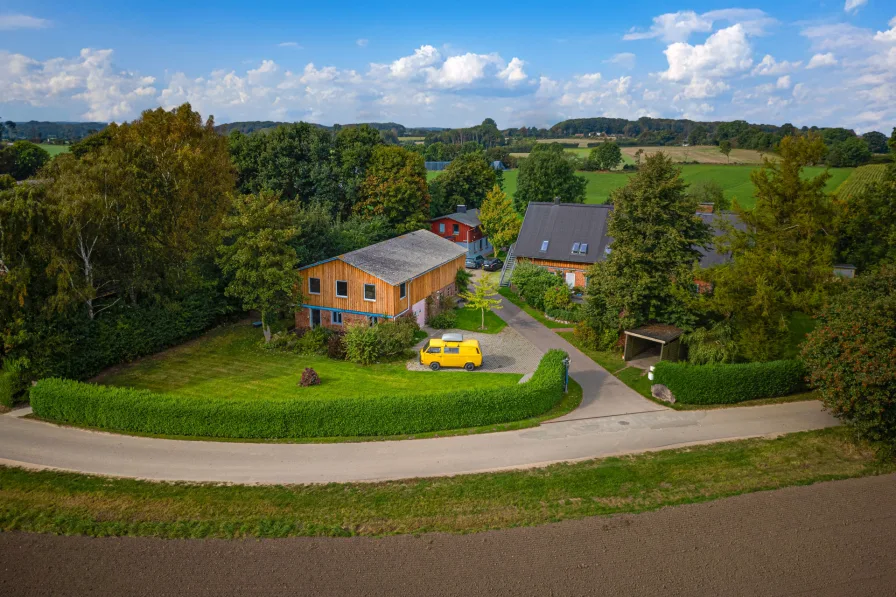 Anwesen in Wassernähe - Haus kaufen in Steinberg - Wünsche werden wahr! Landsitz mitten in der Natur mit vielseitigen Gestaltungsmöglichkeiten!