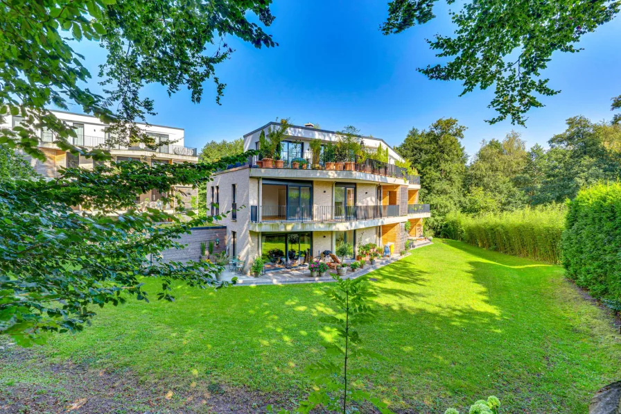 Herzlich Willkommen! - Wohnung kaufen in Glücksburg - Glücksburg! Neuwertige ETW mit Blick ins Grüne!Großer Balkon, 2 Bäder und Stellplatz vor der Tür