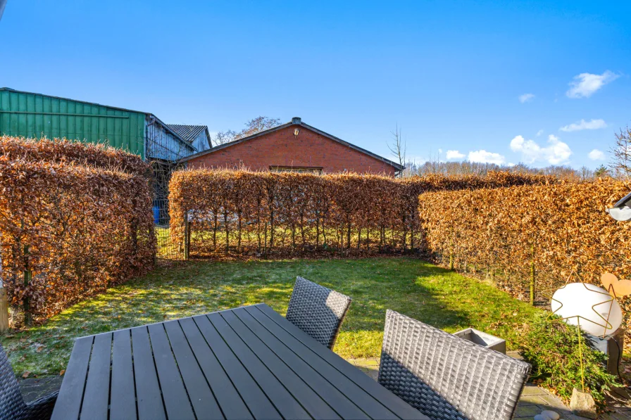 Terrasse mit Garten, Ansicht II