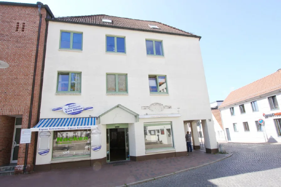 Hausansicht - Laden/Einzelhandel mieten in Neustadt in Holstein-Neustadt - ... eine Ladenfläche mit Qualität!