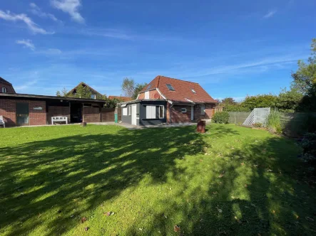 Bild1 - Haus kaufen in Hage - LANDARBEITERHAUS IM NEUEN DESIGN.GROSSER GESCHLOSSENER ZIERGARTEN.