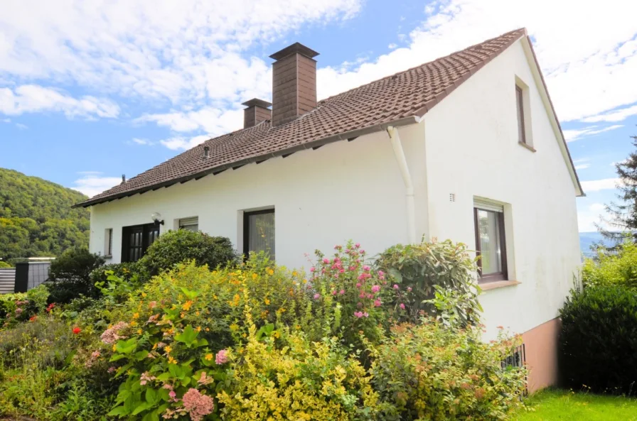 Heise Immobilien - Stahle - Unverbauter Fernblick - www.immobilien-heise.de