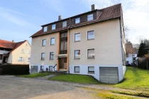 Heise Immobilien - 6-Familienwohnhaus mit Garagen - Delligsen