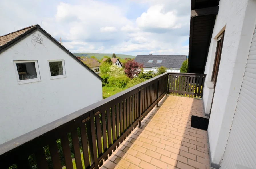 1-Familienwohnhaus mit Garage in Holzminden - Blick vom Balkon