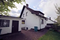 1-Familienwohnhaus mit Garage in Holzminden - Wohnhaus mit Garage