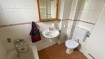 Badezimmer EG. - www.immobilien-heise.de