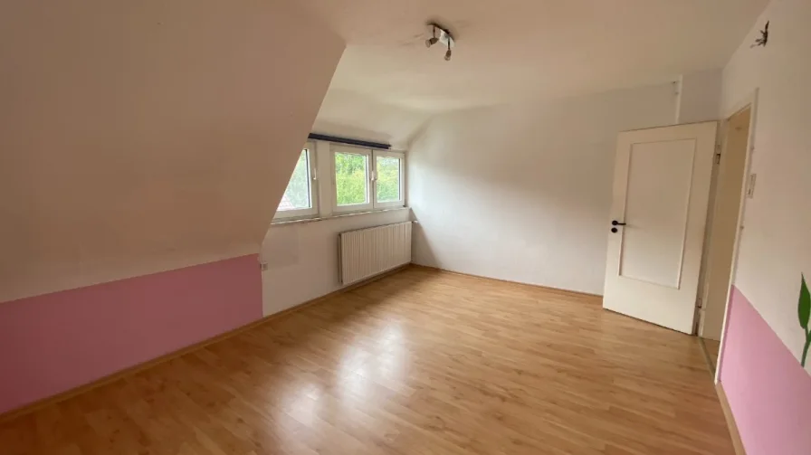 Schlafzimmer - www.immobilien-heise.de