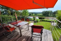 Balkon mit Fernsicht in die Weserauen ** Brevörde ** Ortsrand