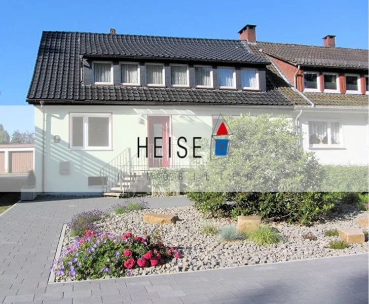 Heise Immobilien - Wohnhaus im Solling - www.hochsolling.de - Haus mieten in Holzminden/Neuhaus - 1-Familienwohnhaus mit Garage in Neuhaus im Solling