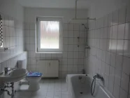 Badezimmer - www.immobilien-heise.de