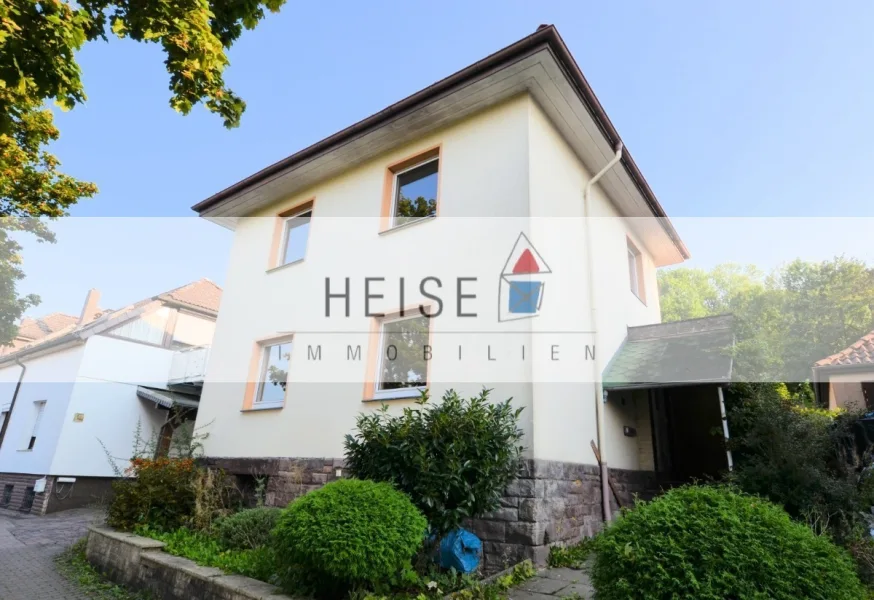 Heise Immobilien - 1-Familienwohnhaus in Stadtoldendorf - Haus kaufen in Stadtoldendorf - 1-Familienwohnhaus mit Anbau in stadtnaher Wohnlage - Stadtoldendorf