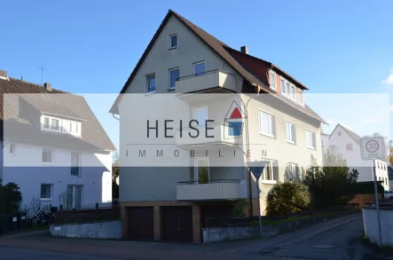 Heise Immobilien Holzminden - www.immobilien-heise.de - Wohnung mieten in Holzminden - 1-Zimmer-Mietwohnung mit Balkon, stadtnahe Wohnlage