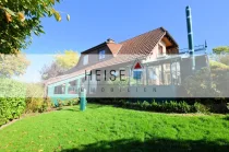 1-Familienwohnhaus mit Carport, Wintergarten und Swim-Spa