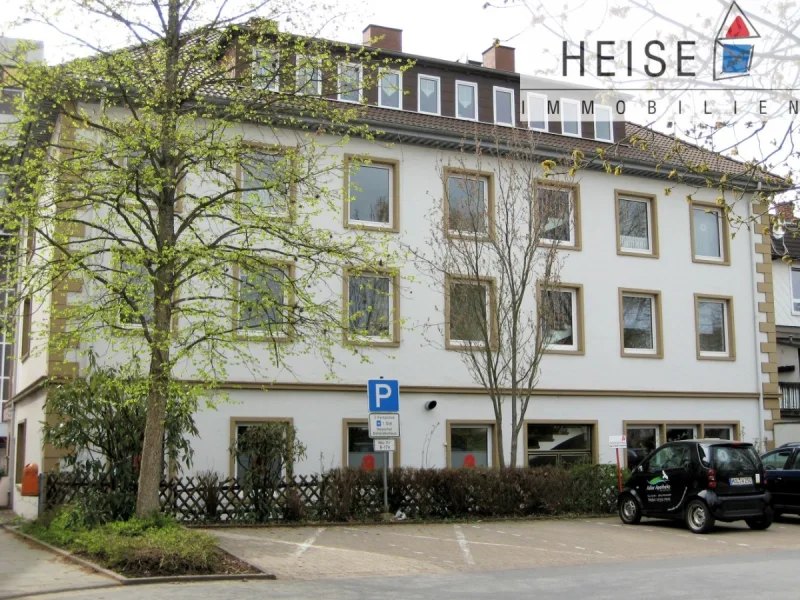 Heise Immobilien - Holzminden Neue Straße 1 - Wohnung mieten in Holzminden - 1-Zimmer-Mietwohnung in 3er-WG mit neuwertigem Duschbad und EBK im Stadtzentrum