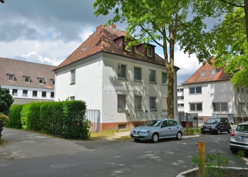 1 - Büro/Praxis kaufen in Celle - Attraktives Stadthaus  in zentraler Lage zu verkaufen