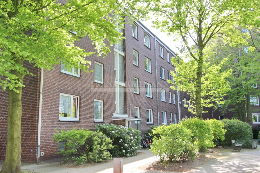 E045-119 - Zinshaus/Renditeobjekt kaufen in Kaltenkirchen - Courtagefrei! Vermietete 3,5-Zimmer-Wohnung in Kaltenkirchen