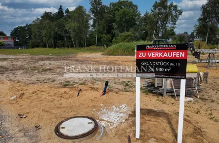 Nr. 11 quer - Grundstück kaufen in Quickborn - Großes Baugrundstück für Ihr neues Einfamilienhaus oder Doppelhaus in Quickborn-Heide