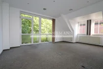 Büro mit Balkon 1 (2)