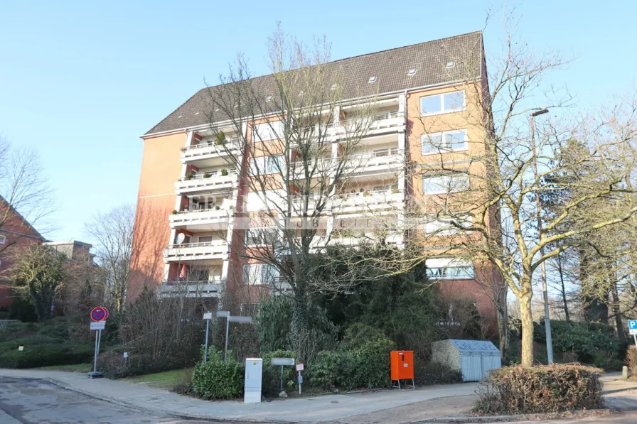 Außenansicht - Wohnung kaufen in Quickborn - Attraktive Erdgeschosswohnung mit Loggia und Tiefgaragenstellplatz in toller Wohnanlage in Quickborn