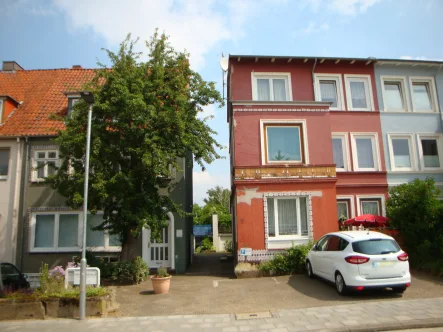 Objektansicht - Haus kaufen in Lübeck / Sankt Lorenz Süd - 3 Mehrfamilienhäuser in 23558 Lübeck-St. Lorenz-Süd (Nähe Dräger)