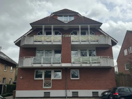 Objekt - Wohnung kaufen in Lübeck / Sankt Gertrud - Individuelle 3,5-Zimmer-Maisonette-Eigentumswohnung in Lübeck-St. Gertrud  (Nähe Wakenitz)