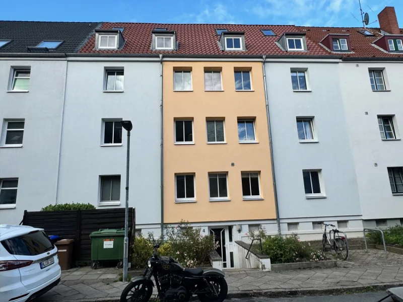 Objekt - Haus kaufen in Lübeck - St. Lorenz-Nord - Gepflegtes Mehrfamilienhaus mit 8 Wohnungen in 23556 Lübeck- St. Lorenz-Nord